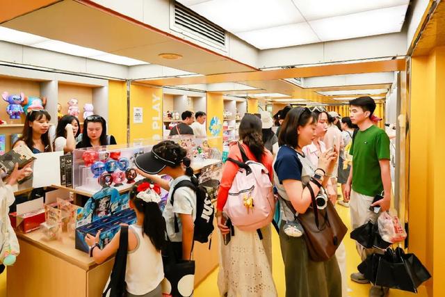 “与POP MART漫游澳门”首两阶段吸引34.3万人次到访
