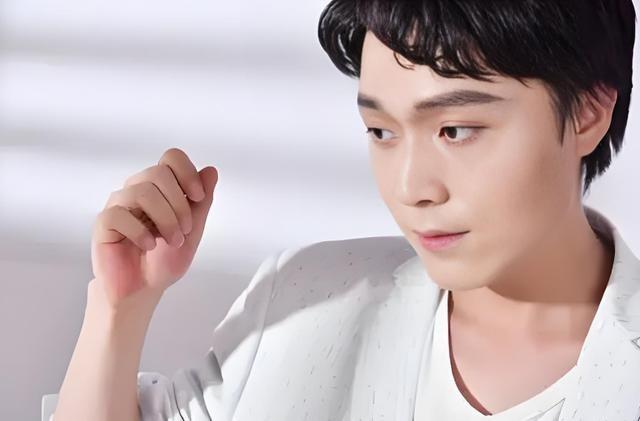 曝知名演员已枪毙！开辟中国娱乐圈首例，倪大红、李雪健或被牵连