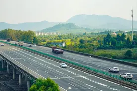 出行速看！这份“五一”假期交通提示请查收图片