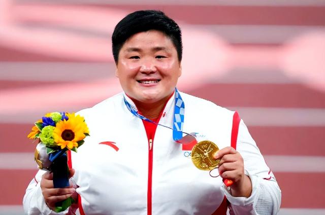 2025十佳运动员出炉：全红婵落榜，孙颖莎位列第四，他意外上榜