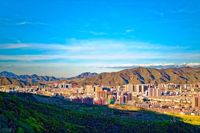 最近出差去了一趟河北张家口，实话实说，张家口这个地儿最霸气！