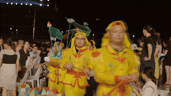 江西一座低调的古镇藏着50多幢明清豪宅，全球最大的莲花池就在此