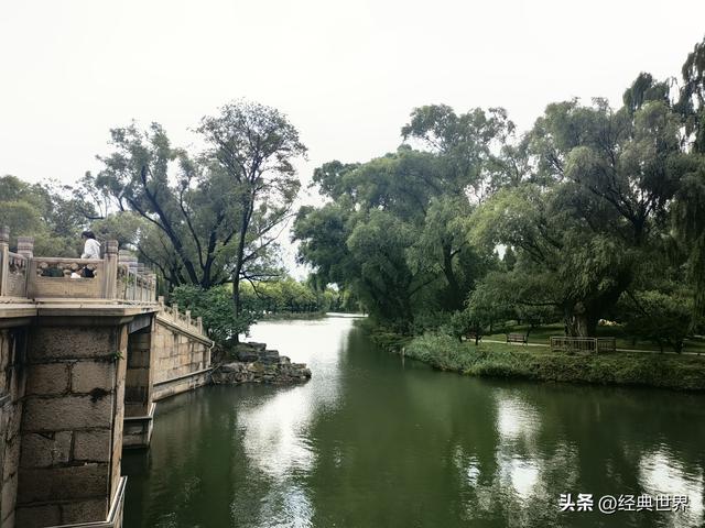 颐和园之三——西堤、绣漪桥和十七孔桥