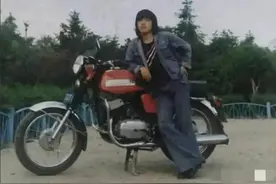 曾经火遍大江南北的摩托车，只要骑过一辆的人，就真的老了！图片