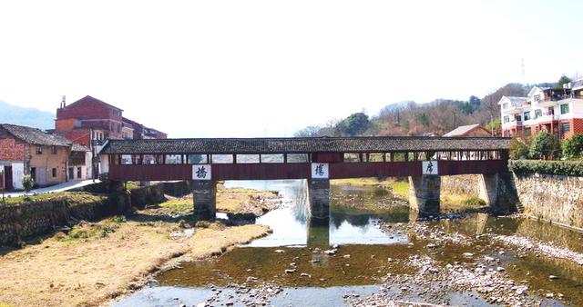 浦江席场桥：神笔马良故里，毛员外吃席建桥，造福乡里