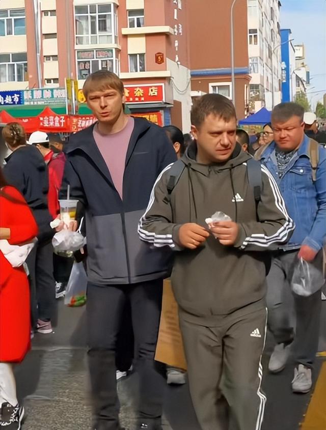 俄罗斯人，正在大量涌入中国，目的却不是旅游？
