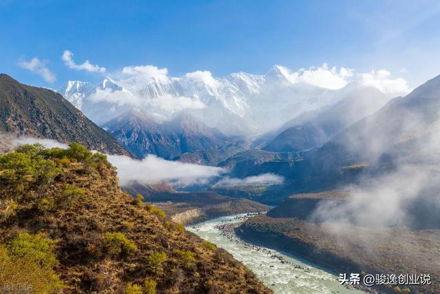 投资1.2万亿全球最大的水电站开工，中国瞄定AI时代的终极竞赛