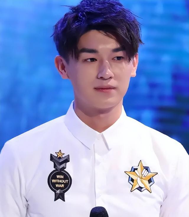 杨旭文坦白和陈若琳真实关系，担心的事发生，8年前闹剧就开始了