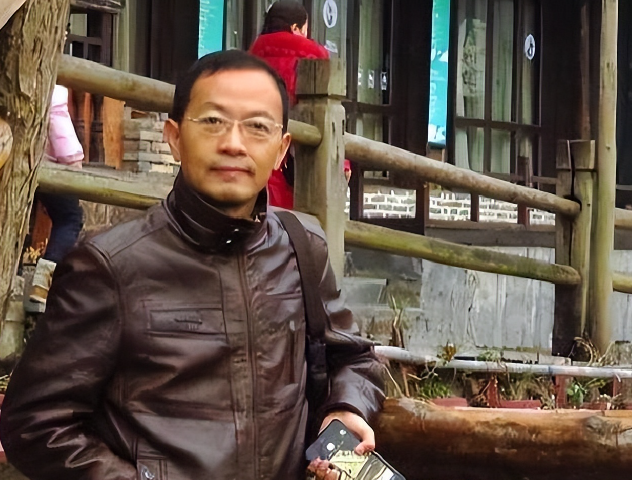 建议把中国分成7个国家，愿为美国战死，北大教授为何口出狂言？