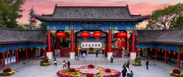 怎么一提万岁山武侠城，就“哇”声一片