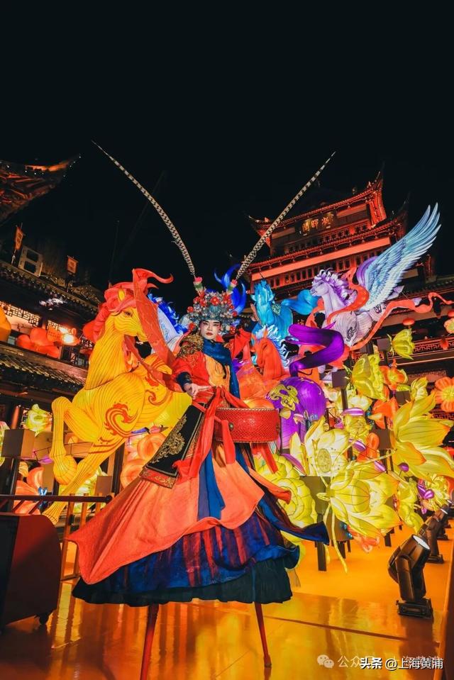 出片10000%！豫园灯亮了，上海就要过年啦！年味“天花板”，第一波美图已刷屏