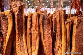 家里放了1年的腊肉，吃还是扔掉？今天才知道，看完涨见识了图片