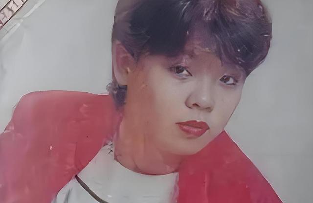 春晚爆红后，她洗完澡从23楼一跃而下，临终时最后喊了声“妈妈”
