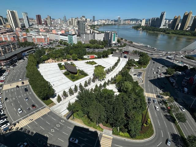 图说江城——吉林市的三十个广场