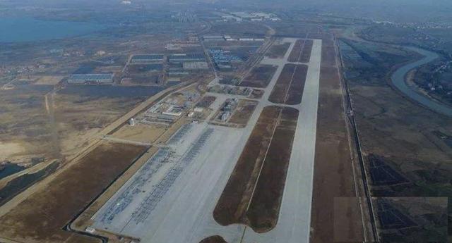 南昌：豫章故郡，洪都新府，从古至今赣江的晚风文脉在此沉淀。