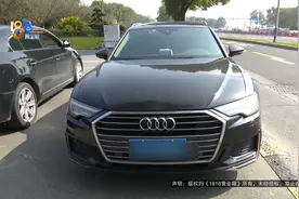 奥迪刚加满油，跑跑跑......诶？油没了图片