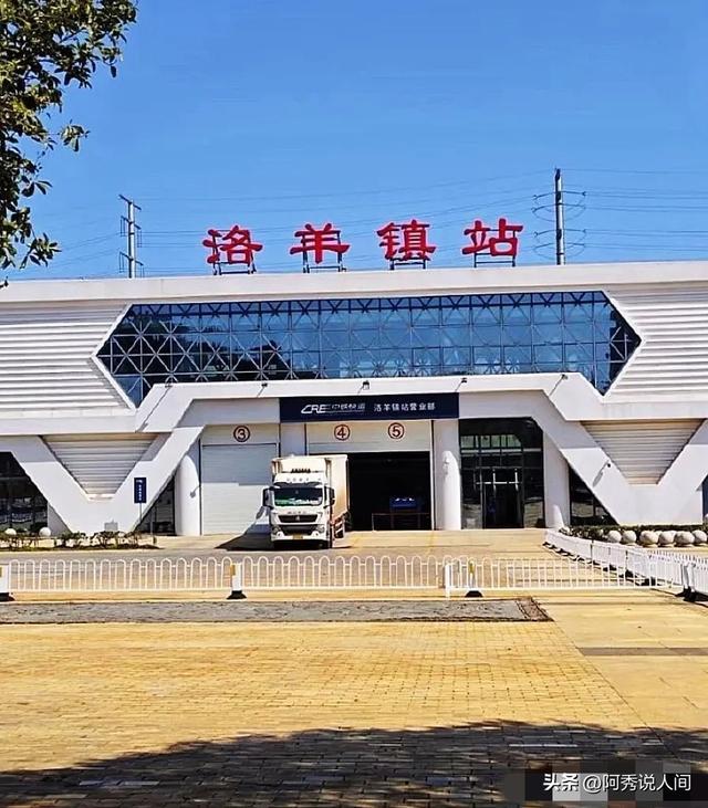 昆明11死事故原因疑似曝光：换轨人员提前上道，谁在漠视生命？