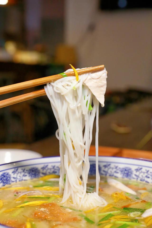 第一站，蒙自！
