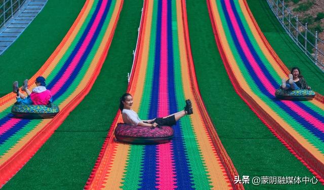 喜报！沂蒙山云蒙景区荣登携程2025必打卡景点榜！