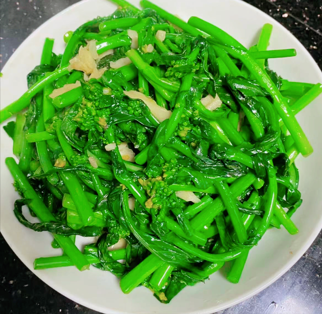 冬天，使劲吃这菜，一排毒、二润肺、三清肝、四强体质，别不懂吃