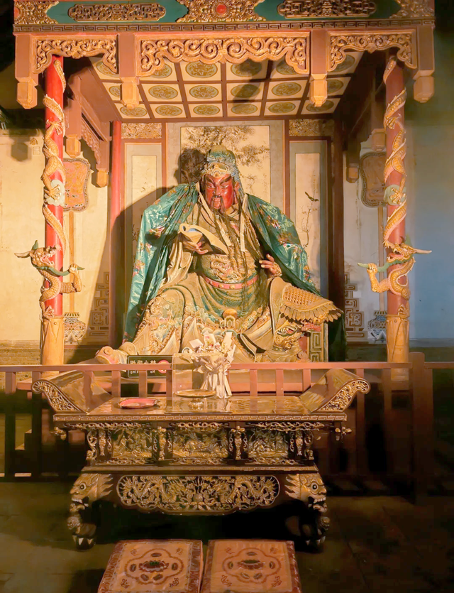 西安没想到，南京也没想到，如今的中国洛阳，已成为全国焦点