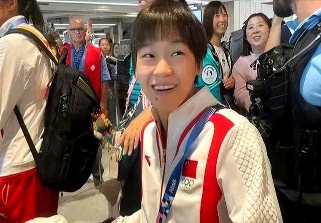 “质疑全红婵！说话没水平”！再看王朔对白岩松的评价，一针见血