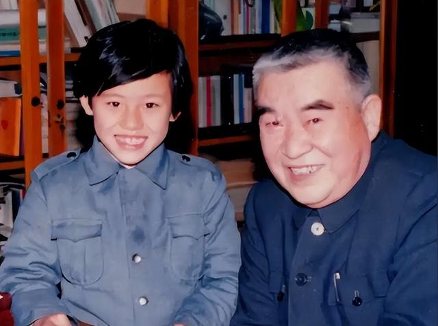 原河南省省长	，后任辽宁省书记，自称是“农民的儿子”，享年81岁