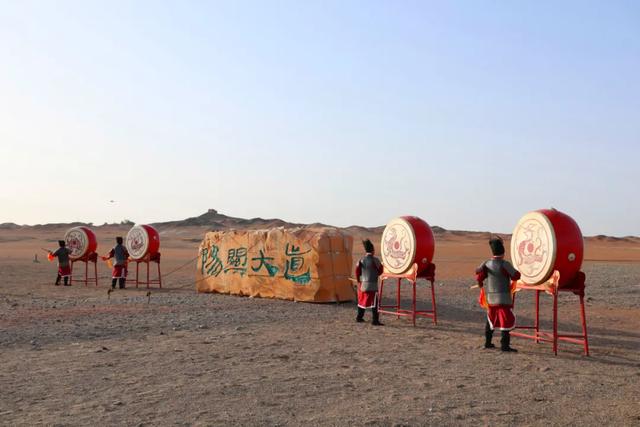 古道驼铃响 阳关迎客来——“东天山来的骆驼队”抵达敦煌阳关