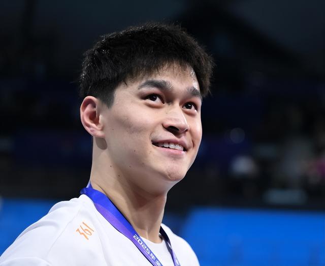 不到72小时，央媒4次点名孙杨，潘展乐的话，终于有人信了