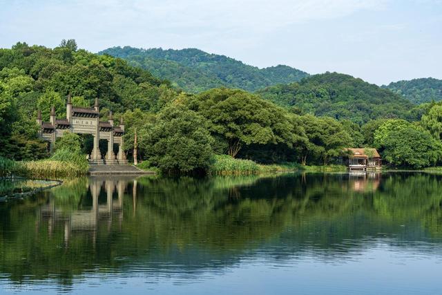 寻幽浴鹄湾：藏在西湖西南角的静谧桃源，本地人才懂的隐世之美