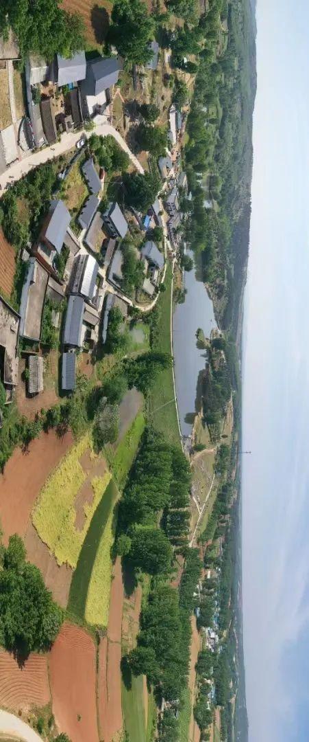 泌阳王店芳香小镇昌庄：山水间的打卡新地标