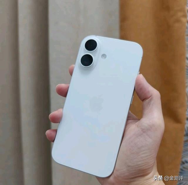 神仙打架！2025四大旗舰终极对决，谁才是真“机皇”？