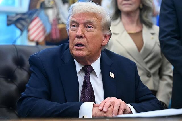 多国专机抵京，加拿大彻底慌了，疯狂对华示好，希望中方不计前嫌