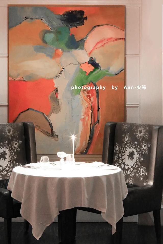 在这个欧洲炼金师都梦想发财的“黄金之城”，能否发现翻身指南？