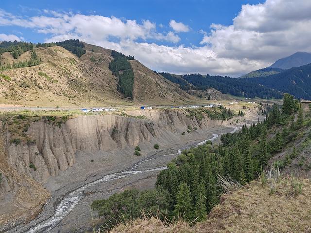 北疆行④——壮观的安集海大峡谷