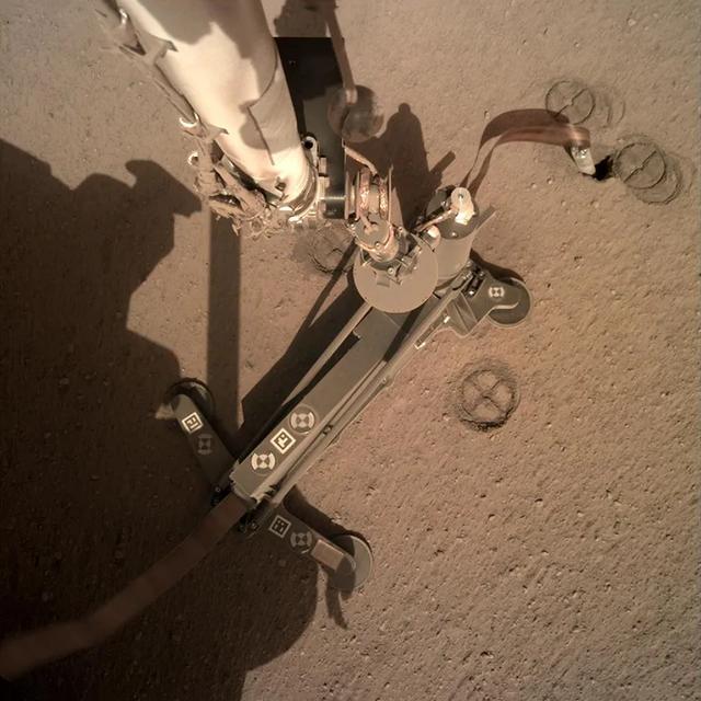 人类首次听到火星地震！洞察号在火星干大事，却栽在 “打洞” 上？