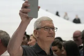 嘴上说不买，身体很诚实：5499元的iPhone16 Pro卖断货图片