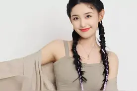 温柔明媚,长得好甜美!——蒋依依图片