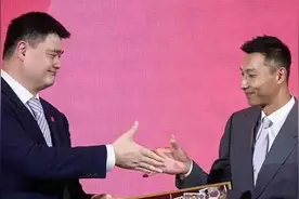 社交媒体迷雾中的易建联“TS”风波真实与虚构的边界图片