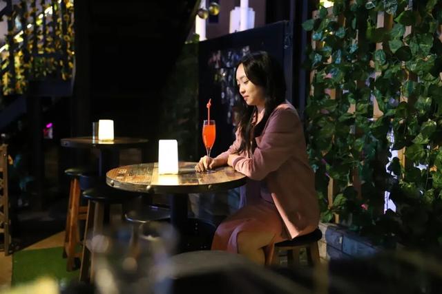 东莞有个宝藏地！下坝坊的24小时，从静谧古村到流光幻境