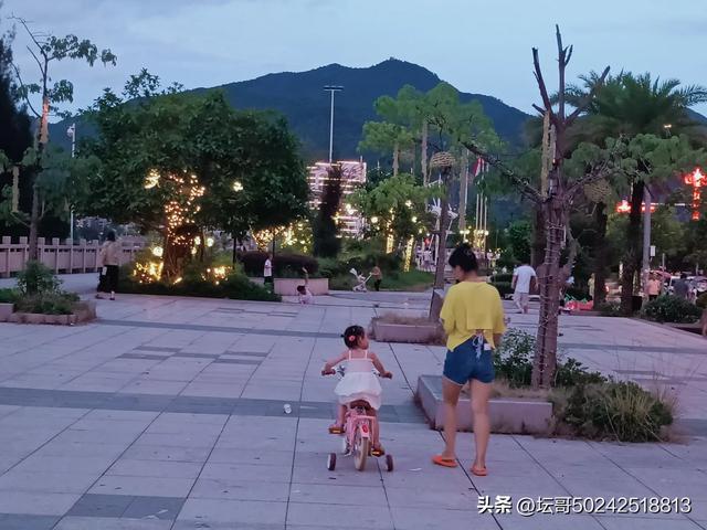 傍晚来这个地方逛逛，心中的日月冉冉升起（身心倍爽）