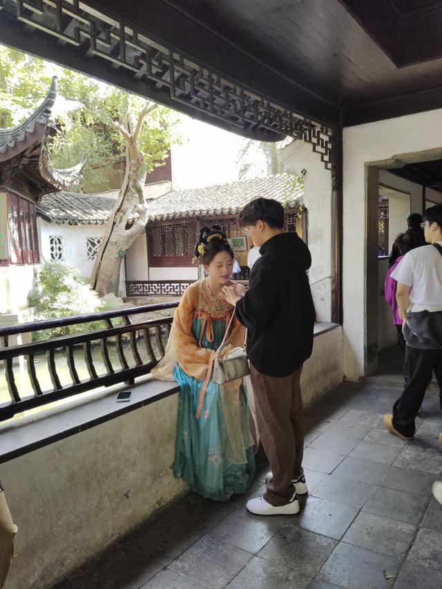 踏入苏州拙政园才懂得什么叫“一园藏尽江南梦”