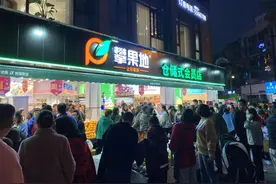 ​“获客难”的实体店，靠什么赚钱？图片