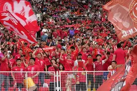 37589名球迷燃沸新主场！辽宁铁人1-0斩获铁西体育场首胜图片