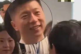 才仨月，“马龙事件”再上演！这次，靳东的回答给了台媒漂亮一击图片