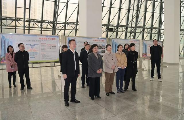 南充市人大文化旅游专业组视察市融媒体中心