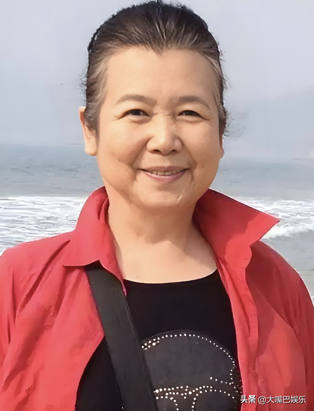 《情满四合院》5位女演员，明明长相不出众，演起戏来却全身灵气