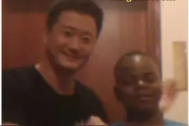 从“战狼2”卖碟小弟到“网黄”带货王，他经历了什么？图片