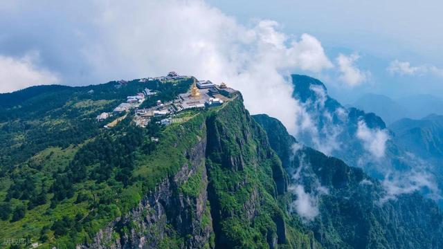 四川山水四绝：峨眉秀、青城幽、夔门险、剑门雄，你去过几个？