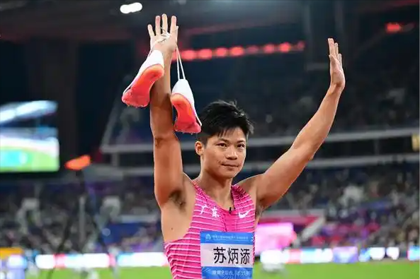 泪奔！全运会正式闭幕，7大名将集体退役，21岁的她最遗憾！